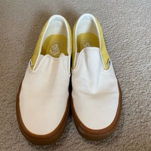 Woman’s Vans size 10